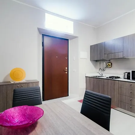 Апартаменты La Corte Dei Balconi 2 Комо